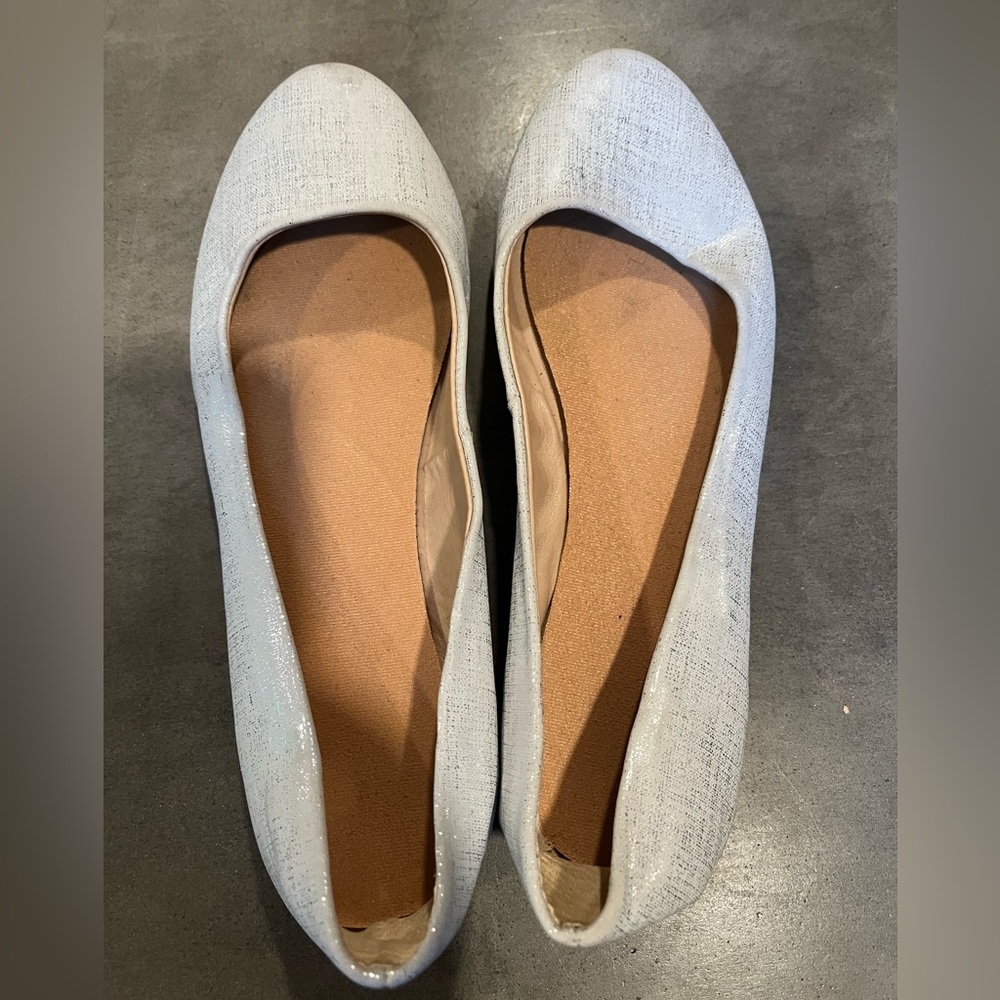 Girls slip on dress shoe